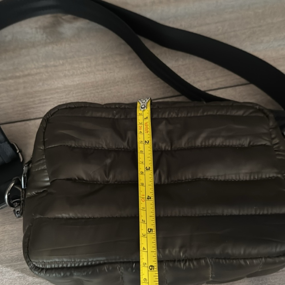 Think Royln Dark Olive Crossbody bag - Picture 14 of 14